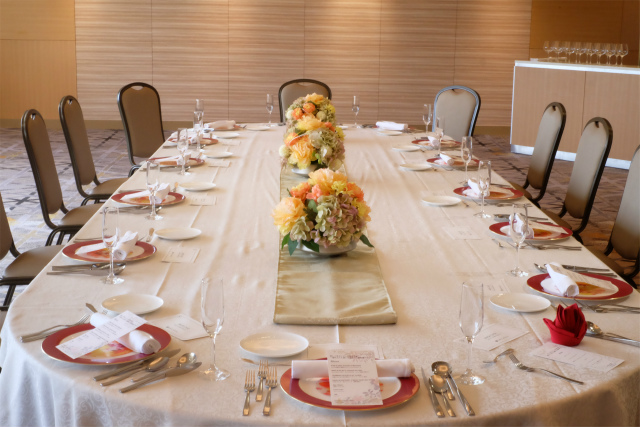 【開催報告】鬼頭郁子先生をお迎えして『楽しく学ぶフランス食卓芸術-現代人にも通じる貴族の上級食事マナー』セミナー